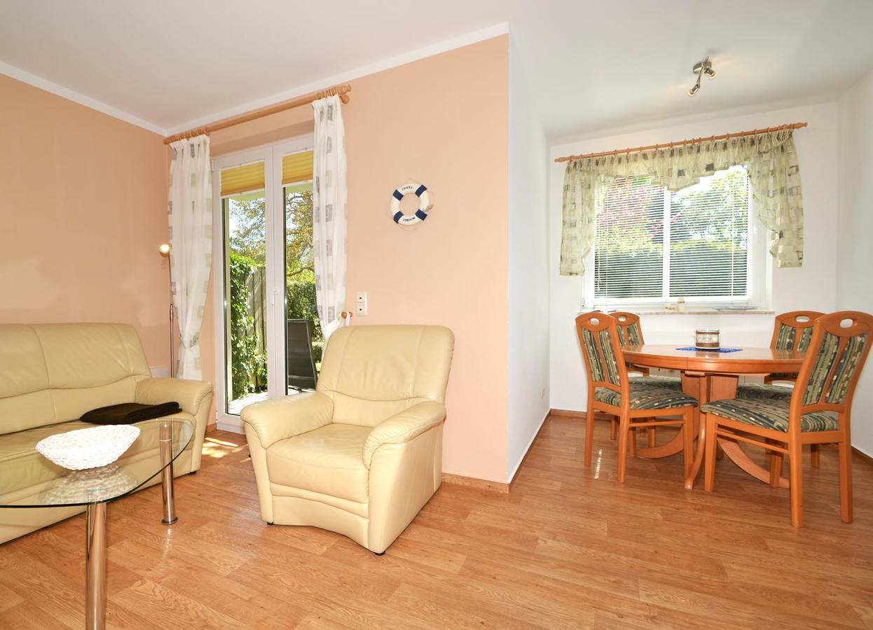 Apartment Ferienidyll 1 ゼーバート・ヘリングスドルフ エクステリア 写真